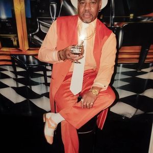 Meet your Posher, Charles